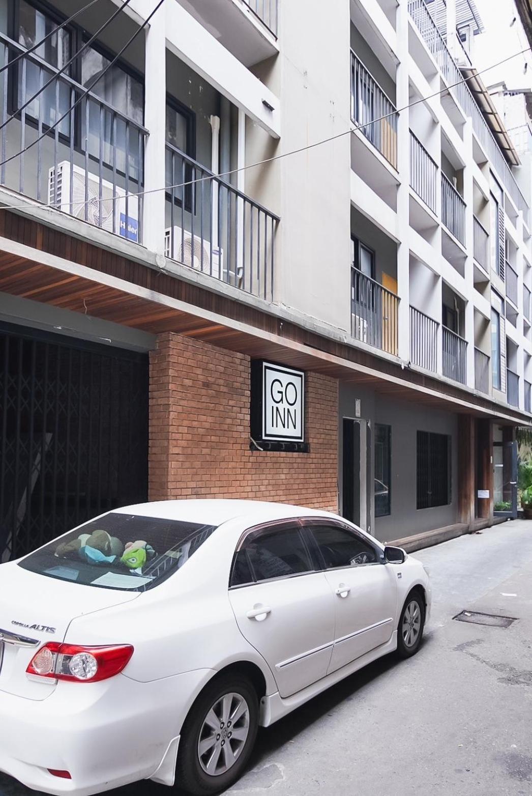 Z โกอินน์ สีลม - สถานีรถไฟฟ้าเซนต์หลุยส์ Go Inn Silom バンコク都 エクステリア 写真